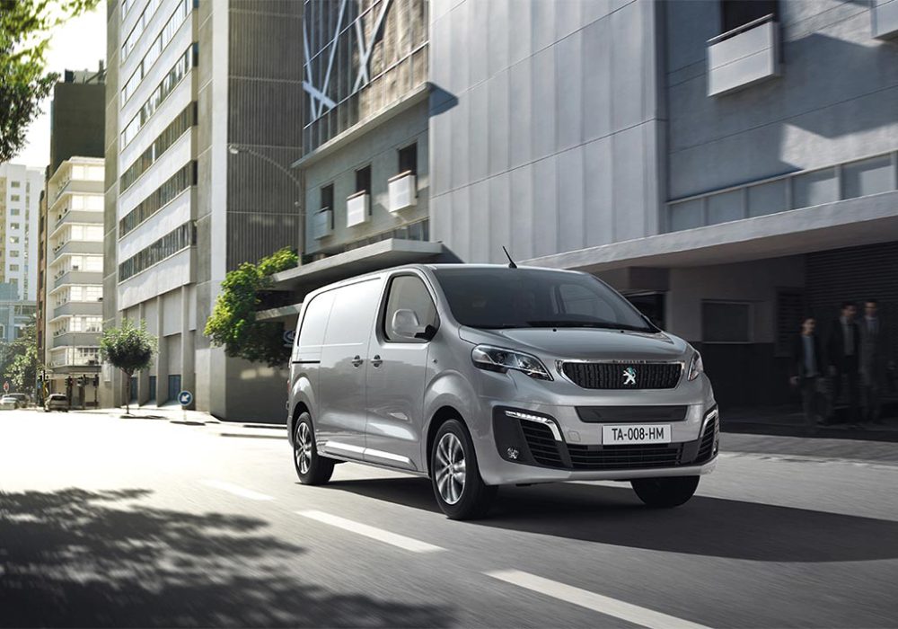 Le Peugeot e-Expert, un véhicule utilitaire électrique adapté à la logistique du dernier kilomètre.