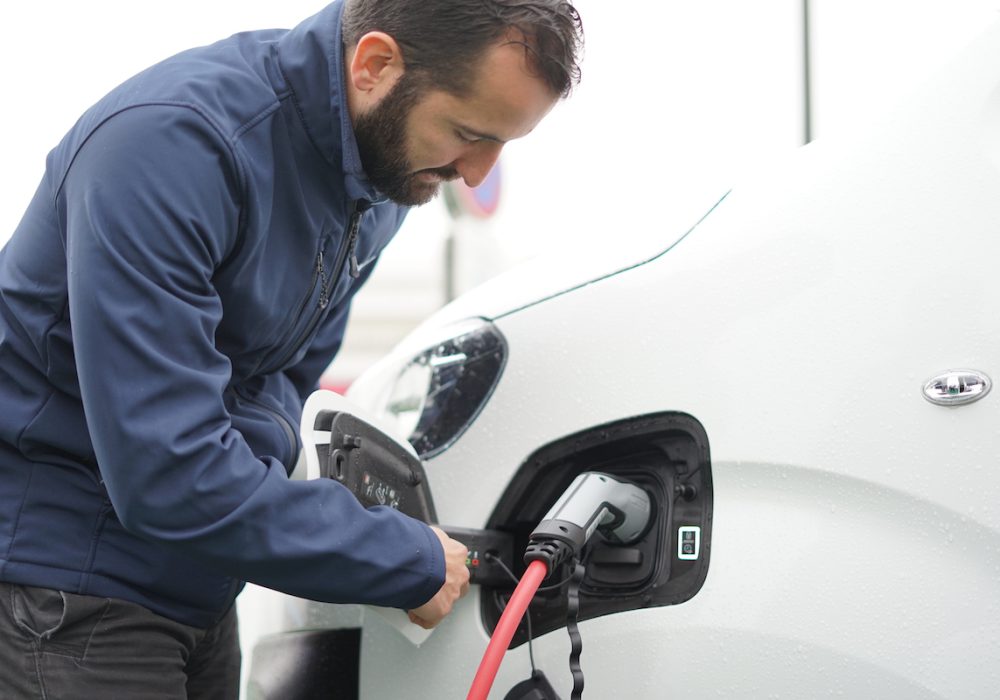 Recharge véhicule électrique en entreprise : les solutions